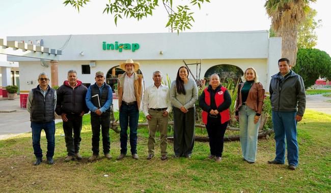 Alcaldesa de Pabellón visita Campo Experimental del INIFAP